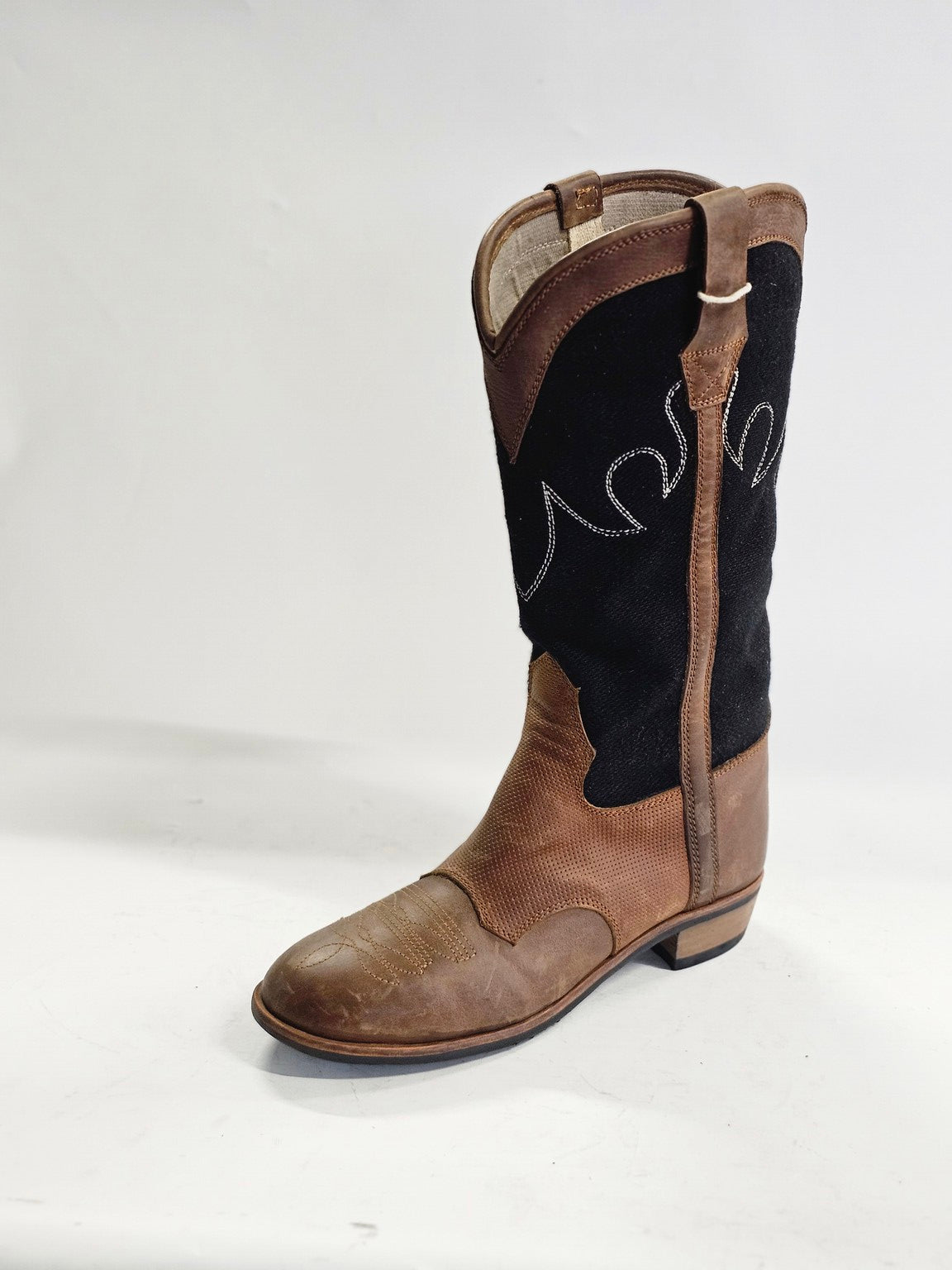 Jerry Detailed Cowboy Boots - Hello Quality Collection